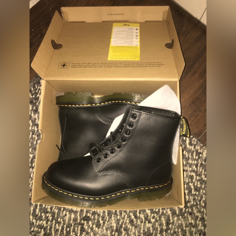 Docs - 1460 Slip Resistant - NEW in BOX